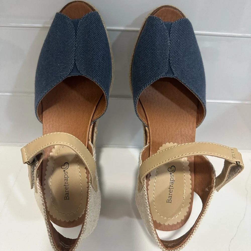 NEW Baretraps Sandals Womens 9 M Odetta Ankle Strap Wedge Slingback Blue Beige